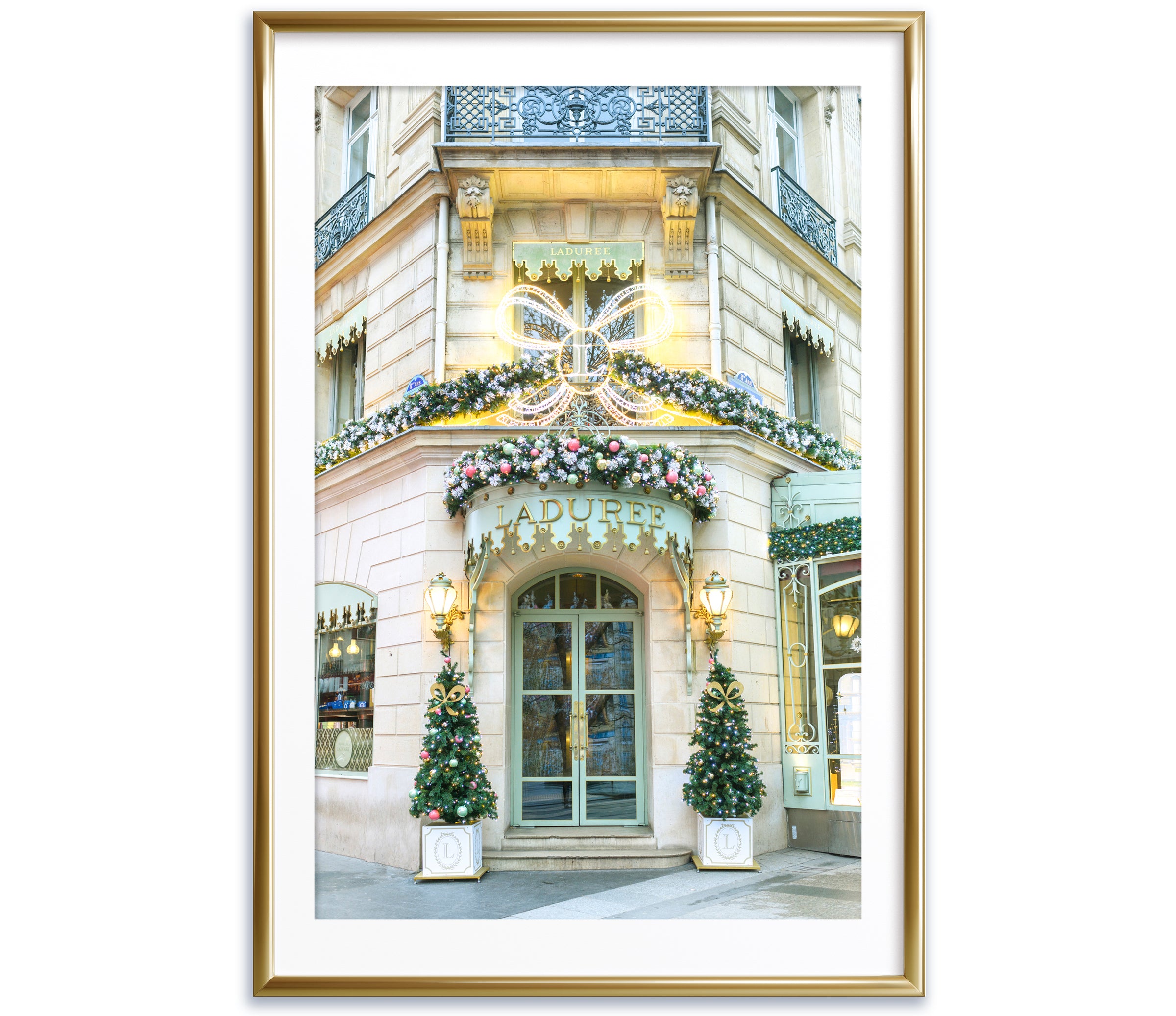 Laduree Bow on Champs Elysees
