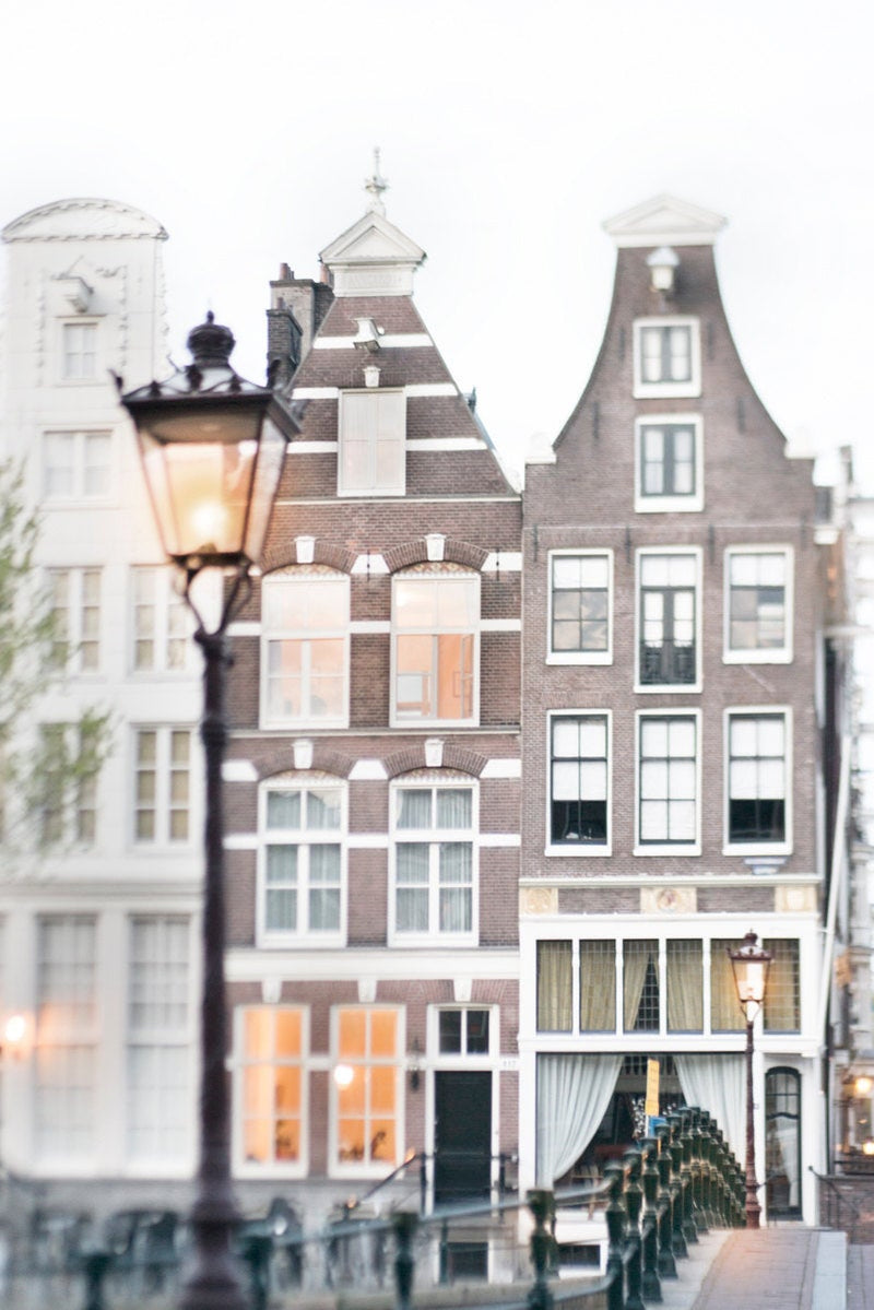 Lamplight, Amsterdam